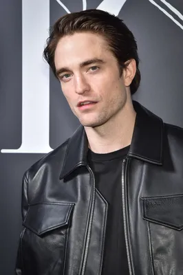 Robert Pattinson Finally, Officially Chosen as DC's 'The Batman'