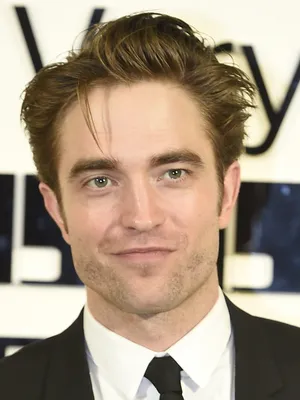 Robert Pattinson | Steckbrief, Bilder und News | WEB.DE