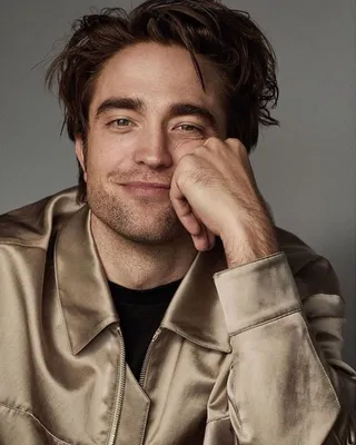 Robert Pattinson's \"The Batman\" Premiere Look Is Perfectly R-Patz — See  Photos | Teen Vogue