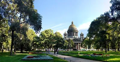 Александровский сад (Санкт-Петербург) в городе Санкт-Петербург