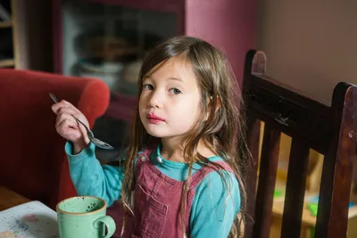 Чем нужно кормить ребенка с пищевой аллергией? | Счастливые родители:  Parents.ru | Дзен