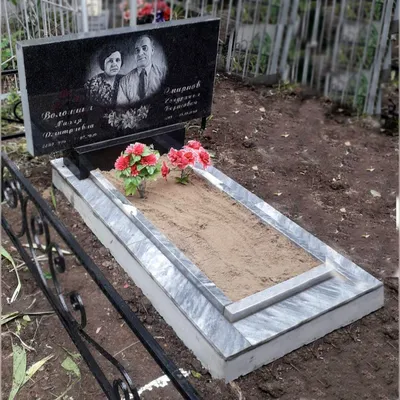 Памятник на могилу Материал Гранит Цена 37200 рублей с установкой -  Установка 380, Синай-С
