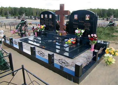 Фото памятников из гранита: образцы двойных гранитных памятников на кладбище  в Минске - ПостКамень
