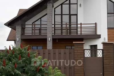 Горизонтальные ограждения для балкона частного дома | ЛАТИТУДО