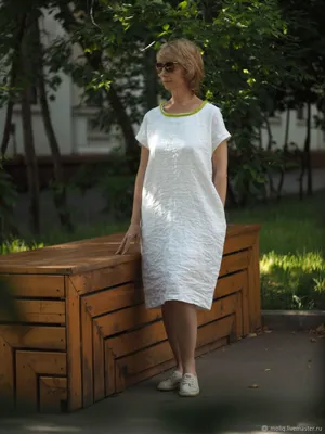 Летнее льняное платье. Белое прямое с вышивкой купить в интернет-магазине  Ярмарка Мастеров по цене 7800 ₽ – G7FEFRU | Платья, Москва - доставка по  России