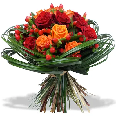 Букет из роз и хиперкума - купить в Петербурге с доставкой, недорого в  FloristCenter