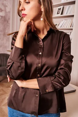 Блузка шелковая шоколад от магазина By.che