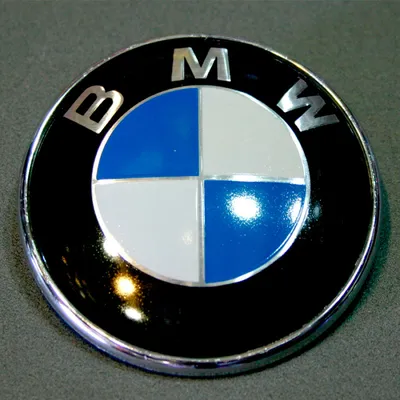 Значок BMW - эмблема наклейка (диаметр - 8,5 см) - Автотюнинг