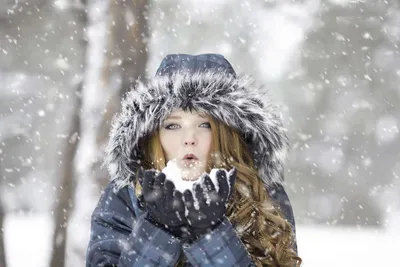 Эффект шапки: что делать, если волосы пушатся зимой - Красота - WomanHit.ru