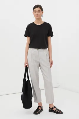 Льняные брюки женские casual стиля, цвет Светло-бежевый, артикул:  FSC110125_2143. Купить в интернет-магазине FINN FLARE