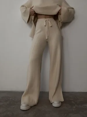 LICHI - Online fashion store :: Трикотажные брюки с завязкой на талии и  разрезами
