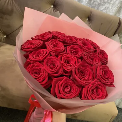 19 красных роз в букете - 80 см. за 7 090 руб. | Бесплатная доставка цветов  по Москве