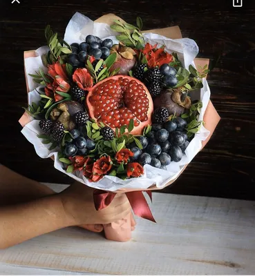 Pin by Ванечик Ирина on Съедобные букеты | Fruit baskets diy, Fruit basket  diy gift, Fruit bouquet ideas