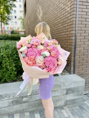 Букет с пионами, розами и гортензией- Магазин цветов \"Ириска\"