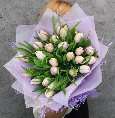 Купить букет тюльпанов - доставка цветов в Москве