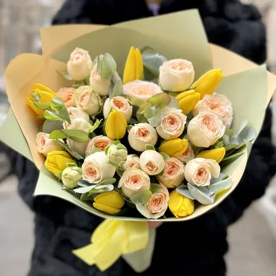 Букет цветов из желтых тюльпанов – купить с доставкой в Москве
