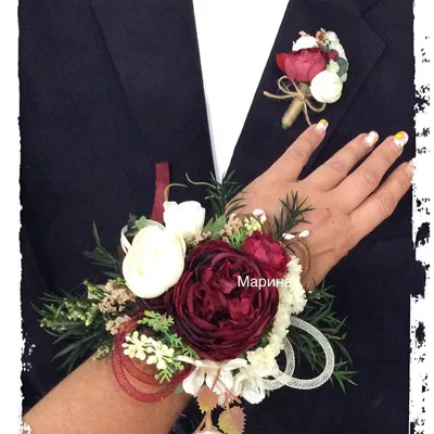 Свадебное Оформление в Instagram: «Букет для невесты и бутоньерка для  жениха . Цена набора -1000 ру б. Еще одна альтернатив… | Букет для невесты,  Бутоньерка, Невеста
