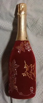 Бутылка шампанского флокированная со стразами ко Дню свадьбы
