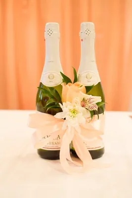 украшение бутылок на свадьбу, украсить шампанское на свадьбу, шампанское на  свадьбу, украшение шампанского, свадебные бутылки, Свадебная полиграфия  Москва