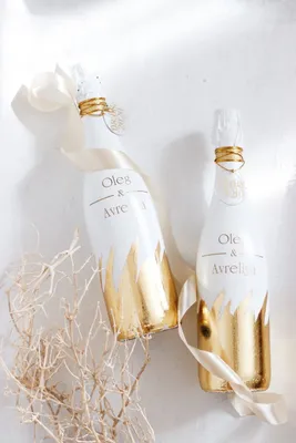 Свадьба золото аксессуары минимализм свадебные бутылки шампанское именное |  Свадебные бут ылки, Шампанское, Бутылки шампанского