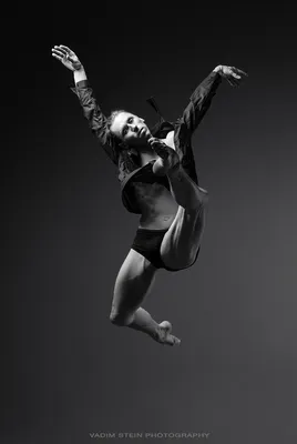 Vadim Stein Вадима Штейн Maria Menshikova Мария Меньшикова, Eifman Ballet |  Dance photography poses, Dance photography, Ballet dance photography