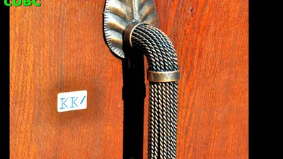 Пример как сделать кованую ручку для двери из дерева металла своими руками  дизайн конструкция Днепр - YouTube