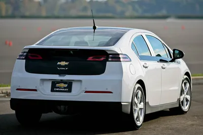 Тест-драйв Chevrolet Volt 2011 года. Чайник или Хайтек?