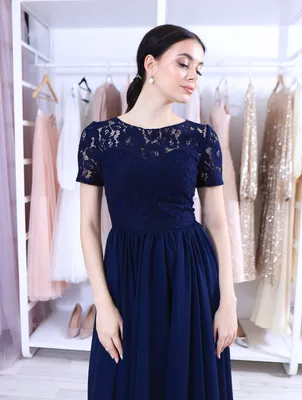 Купить платье Миди ниже колена в Москве с примеркой в ШоуРуме: заказать  платье Миди в интернет-магазине салона
