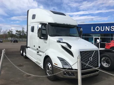 2023 Volvo VNL 760 WITH TURBO COMPOUNDING ENGINE - Moncton