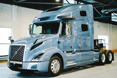 Volvo's first commercial autonomous truck for the U.S. highway market |  Aurora