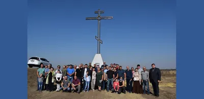 На въезде в Сальск со стороны села Песчанокопское установлен поклонный крест  | Сальскньюс