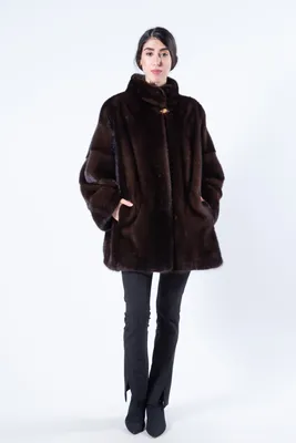 Пальто из норки цвета «махагон» | Sarigianni Furs