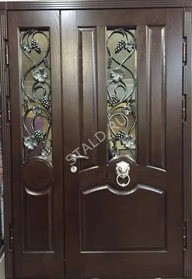 Входная дверь для частного дома утепленная двустворчатая со стеклом и  ковкой КД-03 - купить в Москве по цене 7500 руб.