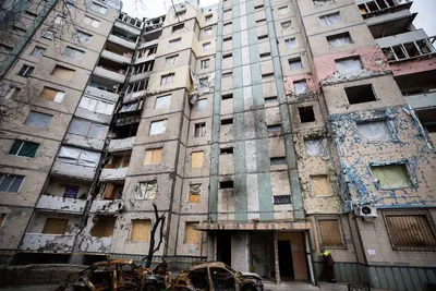В Киеве обследуют жилые дома, поврежденные обстрелами - новости Киева на БЖ