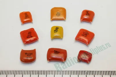 Скупка конденсаторов КМ6, цены и содержание драгметаллов в конденсаторах  КМ6 Н90 рыжего цвета