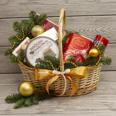 Подарочная корзина «Сладости к Новому году» — магазин подарков Макс-ГИФТ