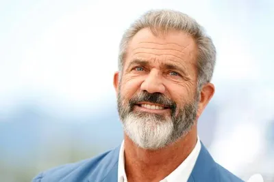 Обои взгляд, улыбка, актер, Мэл Гибсон, Mel Gibson картинки на рабочий  стол, раздел мужчины - скачать