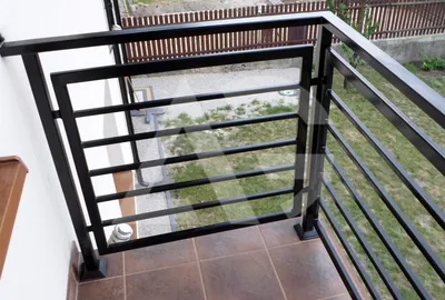 Балконные ограждения из металла фото