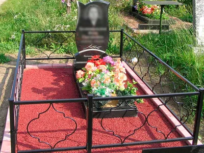 Благоустройство могил и мест захоронения в Минске, цены с фото