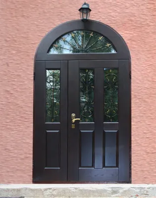 Арочные входные двери для загородного дома — статьи от компании «МеКон»