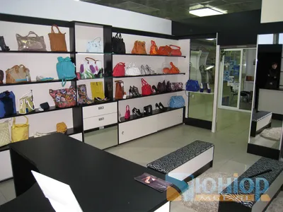 Торговое оборудование для магазина обуви 007 цены от 30000.00 грн.