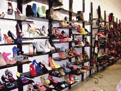 Основные правила организации торгового пространства в обувном магазине  сегмента «масс-маркет»