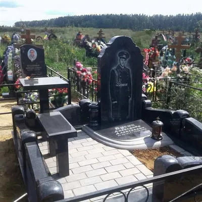 Памятник мужчине на могилу (40 фото) купить за 4200 руб в Москве