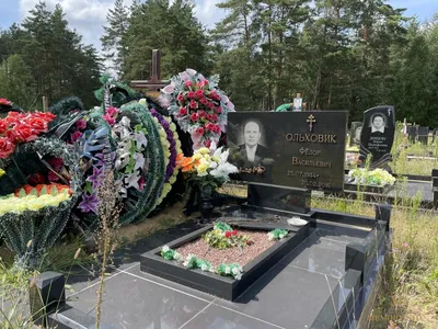 Горизонтальные памятники на могилу купить в Минске, фото и цены