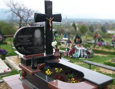 Купить памятник отцу (папе) на могилу в Москве и МО, фото и цена
