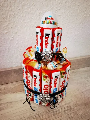 KinderRiegel Torte - DIY - Geburtstag - Geschenk - Basteln | Kinder riegel,  Geschenke, Torten basteln