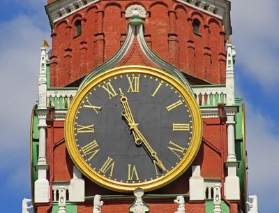 Часы на Спасской башне — Википедия