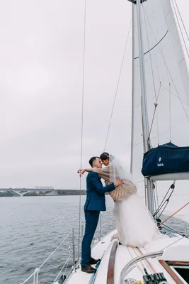 sail, фото с красивой свадьбы на яхте, свадебная фотосессия на яхте  таганрог, фото жениха и невесты на яхте, свадебные фотографии, прогулка на  яхте владивосток, Свадебный фотограф Москва