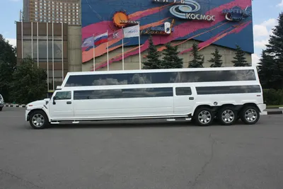 Прокат лимузина Hummer H2 Белый в полный рост от компании VipLimo