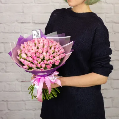 101 розовая кенийская роза «Нить Ариадны» купить в Москве в Букет-Элит